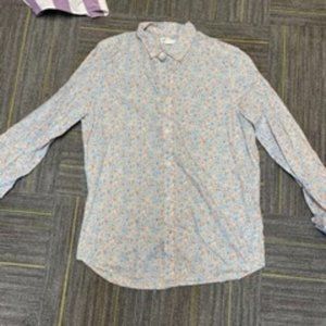 Gap long sleeve button down shirt